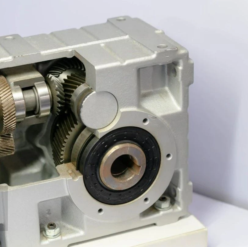 Study on deburring technology of metal parts of gearbox